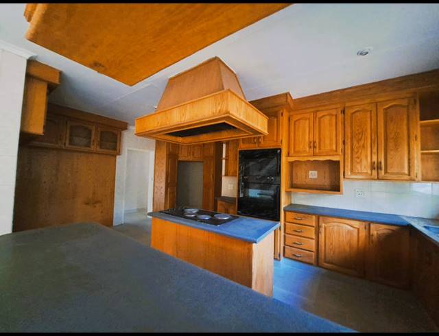 3 BEDROOM HOUSE FOR SALE IN SONLAND PARK